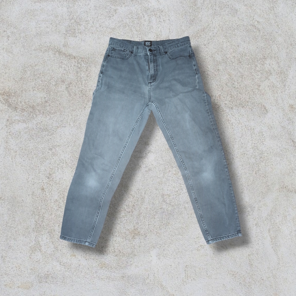 Retro fit BDG mom high rise jeans